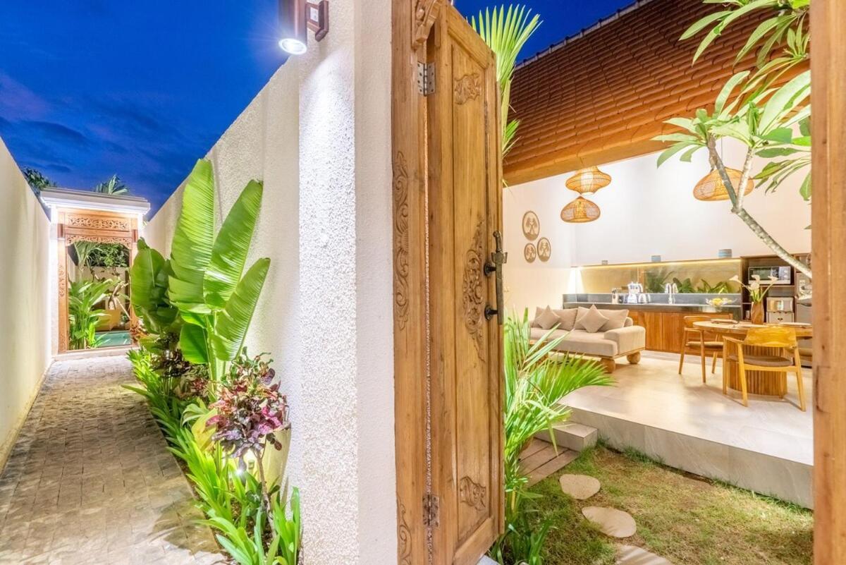 Villa Dhaksina Brand New - Balangan Beach Uluwatu Esterno foto